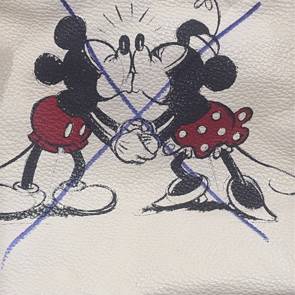 Disney Mickey Mouse And Minnie Mouse Love Story Handbag - Picture 7 of 7